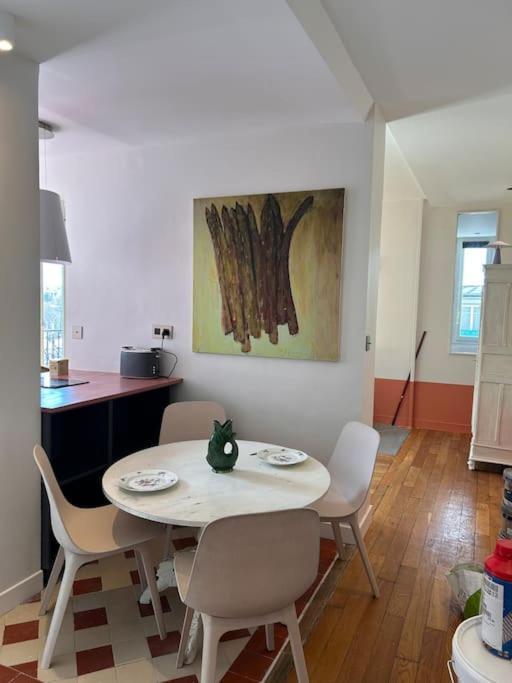 Un Fabuleux Decor Pour Un Chaleureux Appartement Parijs Buitenkant foto